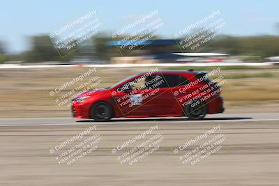 media/Oct-04-2025-OnGrid (Sat) [[44bd565ffa]]/Green Group/Grapevine/